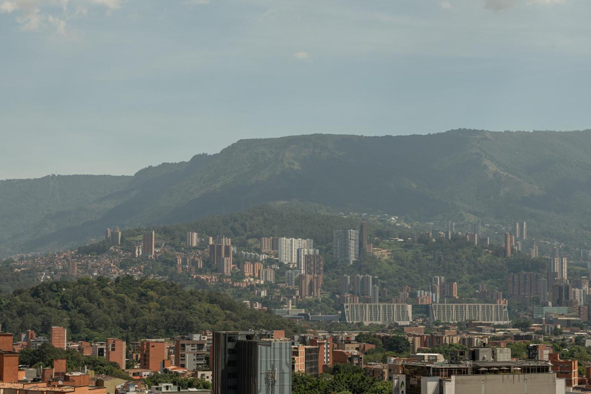 Nuevo Y Calido Loft En Laureles * Medellín